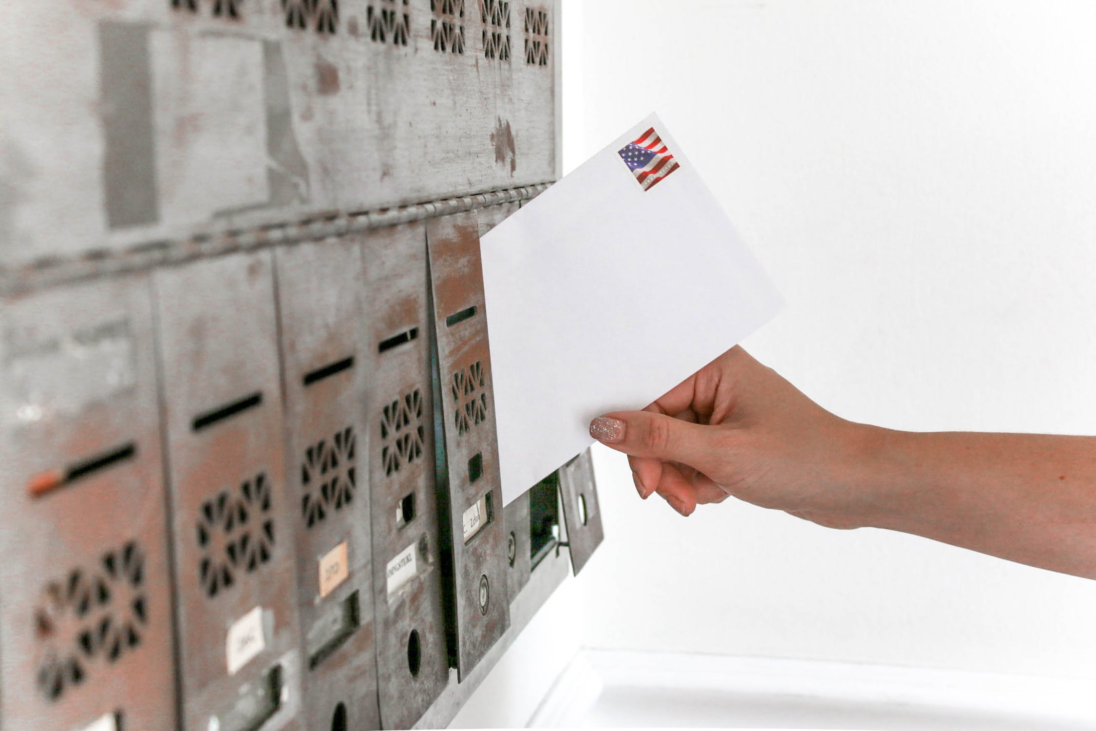 Comment utiliser la livraison générale USPS lorsque les détaillants en ligne ne livrent pas à une boîte postale